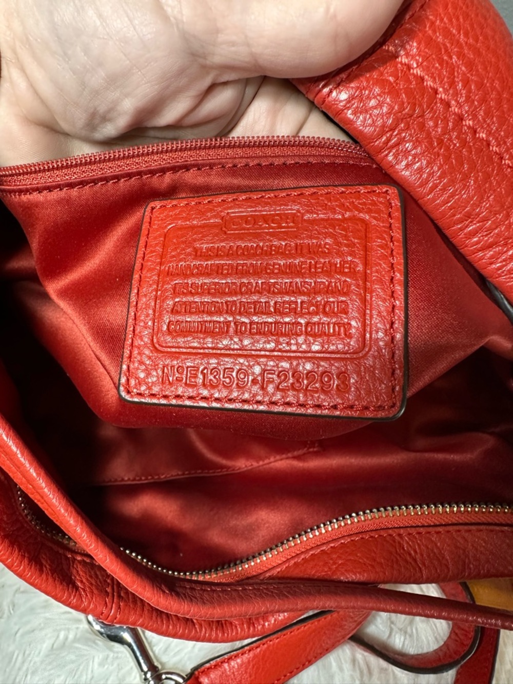 Coach Red Leather Shoulder Hobo with crossbody option F23293 - Picture 10 of 13